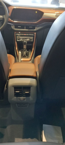 Imagem 6 de 7 de Volkswagen T-cross 1.0 200 Tsi Comfortline (aut) (flex)