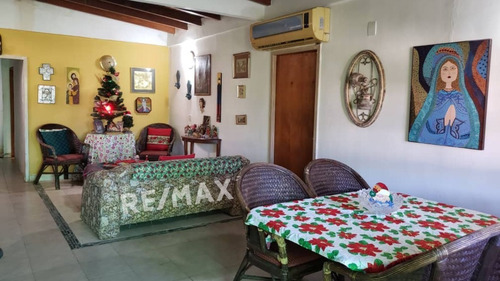 Imagen 9 de 20 de Casa En Mundo Nuevo, Los Robles, Urbanización El Portal De Los Robles, Municipio Maneiro, Isla De Margarita.