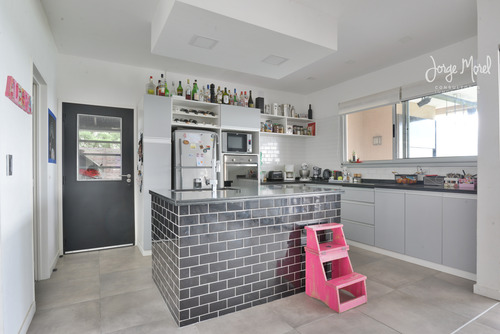 Casa Laguna #200-300 - San Sebastian - Area 5 - 240m2 #id 1047