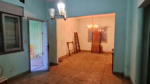 Venta Esquina Casa 124 Mt² Cub Muy Bueno Oportunidad!!!