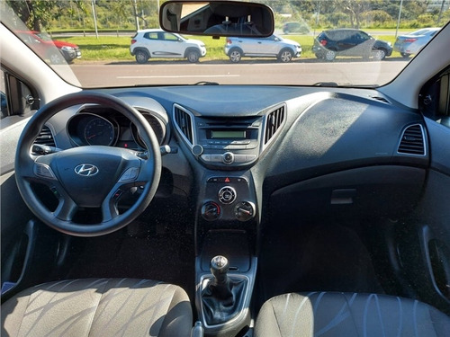 Imagem 11 de 12 de Hyundai Hb20 1.0 Comfort 12v Flex 4p Manual