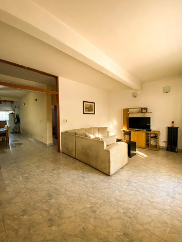 Imagen 4 de 14 de Casa En Venta En Remedios De Escalada Oeste