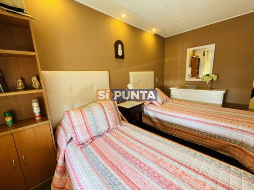 Imagen 18 de 26 de Excelente Apartamento Reciclado En Parada 1 Brava