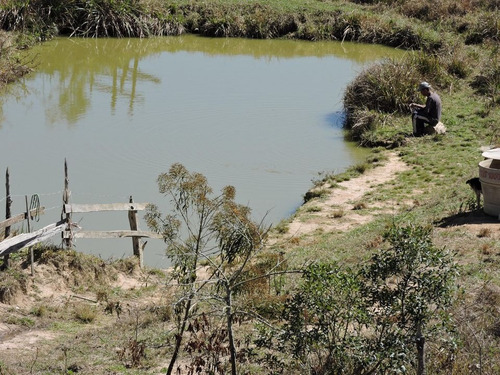 Vende-se Sítio Com Área Total De 14.6 Hectares