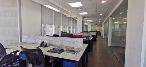 Oficinas - Excelente Ubicación Y Estado