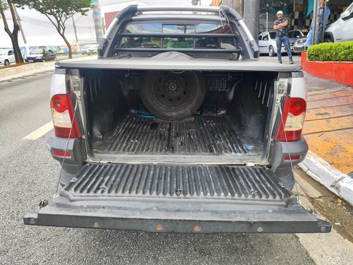 Fiat Strada 1.8 16v Adventure Cab. Dupla Flex 2p