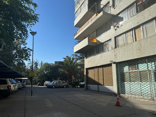 Local Comercial En Excelente Ubicación, Con Alta Seguridad