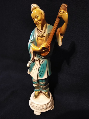 Estatuilla Antigua De Anciano Chino Con Laúd Marfil Y Verde (Usado)