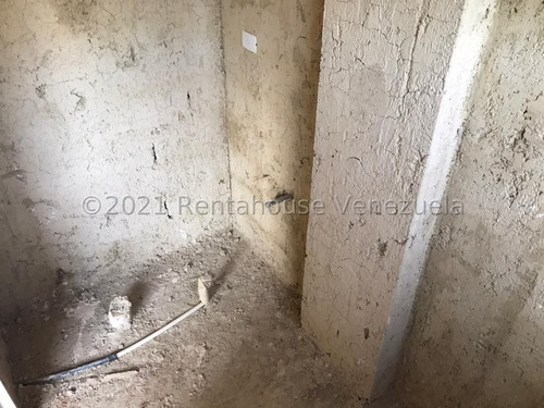 Imagen 14 de 14 de Eloisa Mejia Rentahouse Vende Townhouse En El Rincon Naguanagua 22-13614