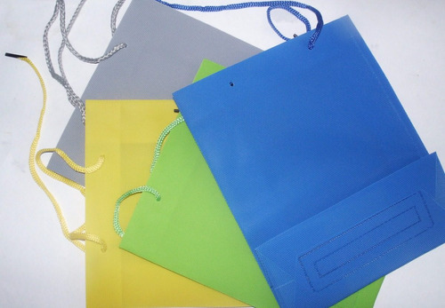 Bolsas Plasticas P/ Regalo Lisas Colores Surtidos X 10 Unid