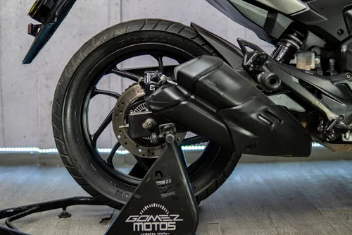 Bajaj Dominar 250 2023