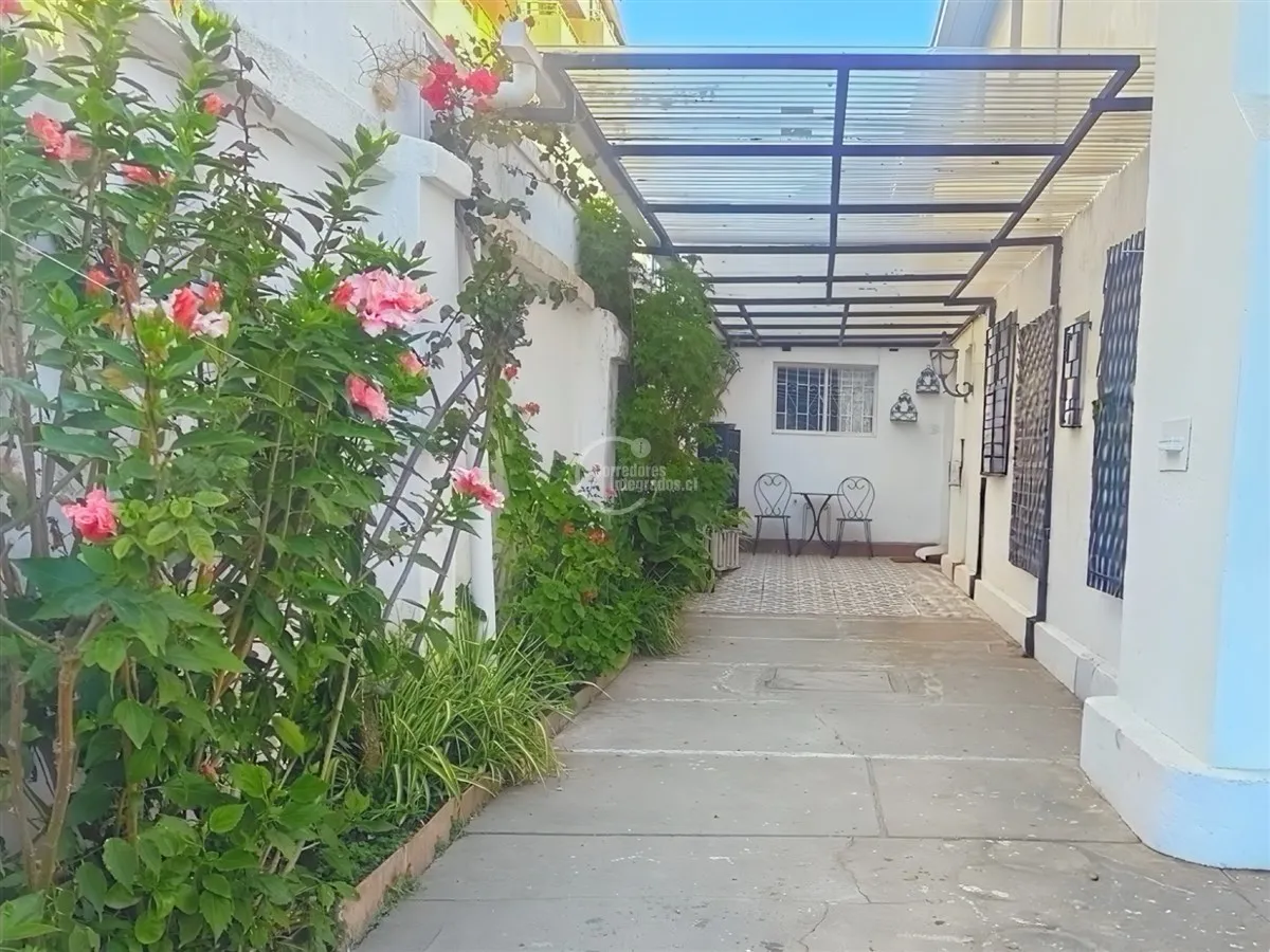 Imagen 2 de 22 de Casa En Arriendo De 3 Dorm.barrio Poniente En Viña Del Mar