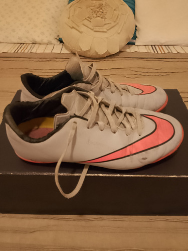 Botines Nike Originales. Niños. (Usado)