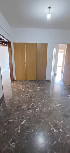 Departamento 4 Amb En Venta En Av. Cordoba Al 2400 Barrio Norte Caba
