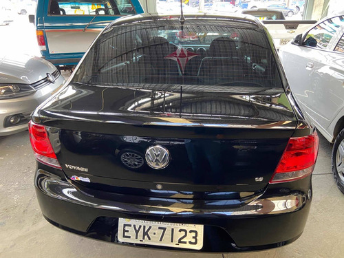 Imagem 7 de 14 de Volkswagen Voyage 2012 1.6 Vht Total Flex 4p