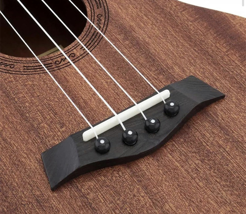 Ukelele Acústico Soprano 23 Pulgadas Con Funda