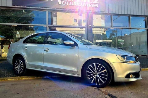 Volkswagen Vento 2.0 Sportline Tsi 200cv Dsg 2011