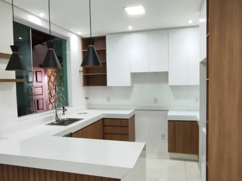 Casa Grande E Aconchegante Em Contagem - Mg