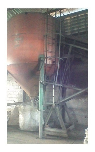 Imagen 2 de 7 de Silo Con Cinta Transportadora