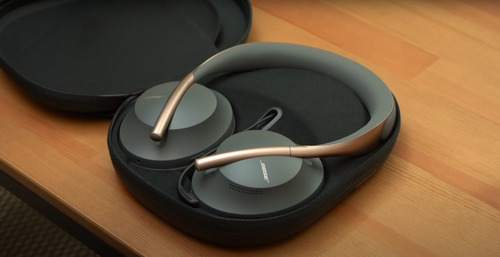 Imagen 5 de 5 de Bose Noise Cancelling Headphones 700 Charging Case Eclipse