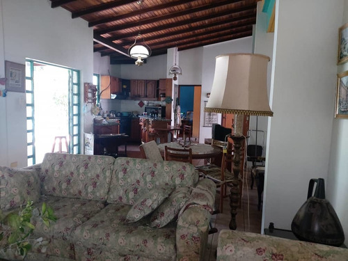 Imagen 9 de 14 de Vendo Quinta En La Urbanización El Castaño. Maracay
