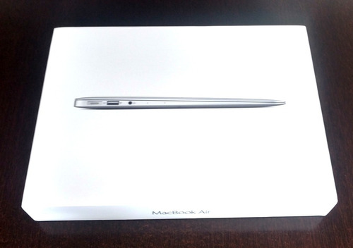 Macbook Air A1466 Emc 3178 Seminovo Impecável E Completo (Usado)