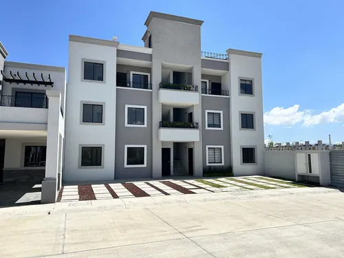 Departamento En Venta 2 Recámaras En Señeros Residencial - foto 1