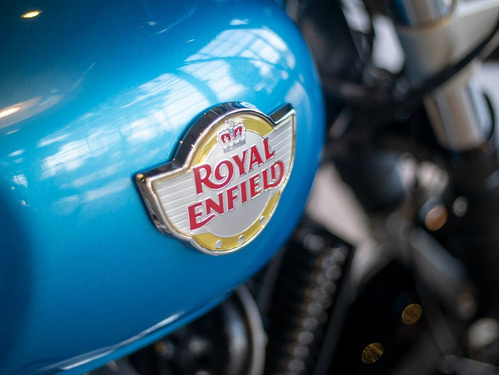 Imagen 9 de 25 de Royal Enfield Interceptor - Ventura Blue Reserva La Tuya Ya!
