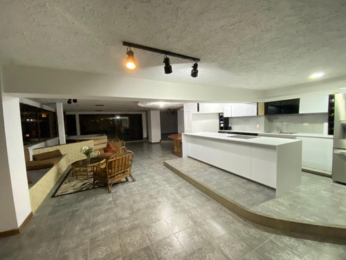 Imagen 5 de 16 de Apartamento Ph En El Caribe.