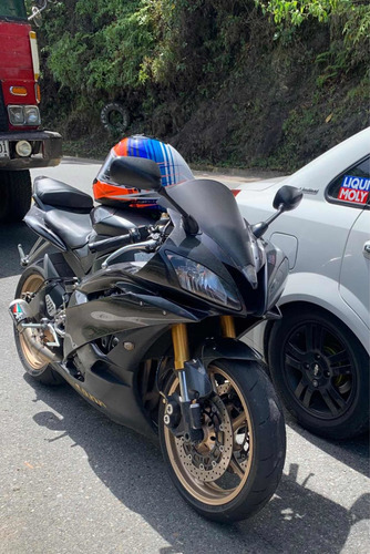 Yamaha R6r