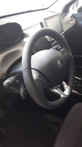 Peugeot 2008 Feline Tip (ms)