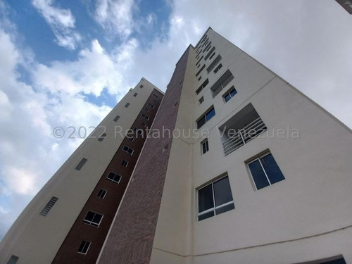 Maribel Morillo & Naudy Escalona Venden Apartamento Al Este De Barquisimeto Lara Rah 23-15665 