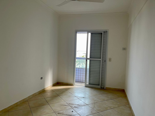 Imagem 21 de 30 de Prédio Frente Ao Mar, Apartamento 2 Dormitórios, Churrasqueira Na Sacada, Lazer, Aceita Financiamento Banco Ou Direto, No Maracanã/caiçara !!! - Ap00657 - 70585852
