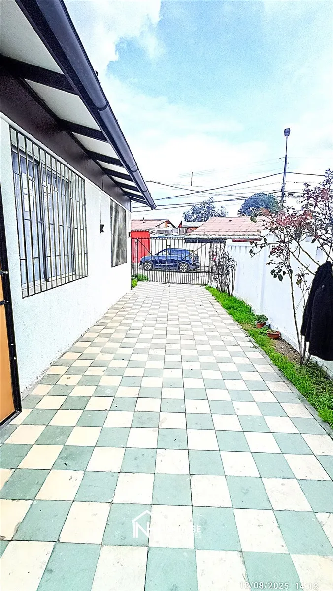 Imagen 5 de 24 de Casa En Venta De 4 Dorm. En Estación Central