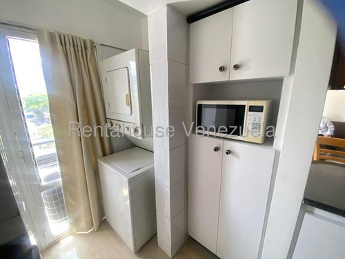 Espectacular Apartamento Alquiler En El Rosal 25-21726-jca