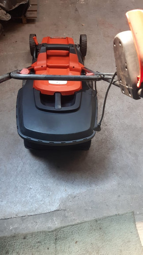 Cortador De Grama Black&decker 38cm 1600w Com Coletor Gr3800