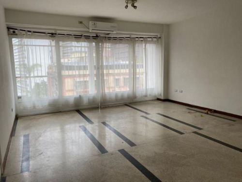 Apartamento En Los Palos Grandes - Venta Atg