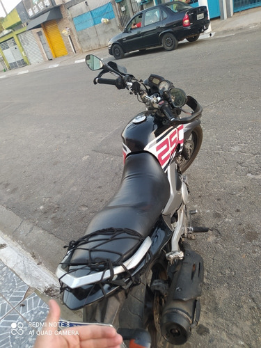 Imagem 1 de 4 de Yamaha Fazer