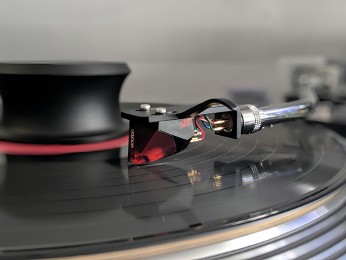 Fonocaptor Ortofon 2mred Con Headshell Negro 2mredsh4b