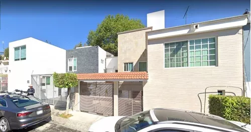 Casas en Venta en Lomas Verdes, Naucalpan | Metros Cúbicos