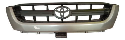 Parrilla Delantera Toyota Hilux 2001/2005