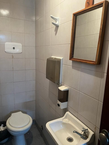 Local En Esq. Mas Casa S/ Lote Propio. Planos Aprox Pb Y 2p