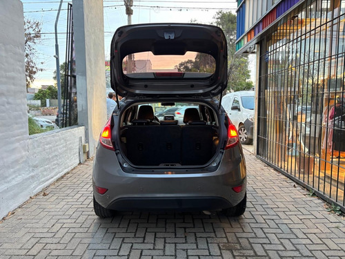 Ford Fiesta Kinetic 1.6 Titanium Powershift 120cv