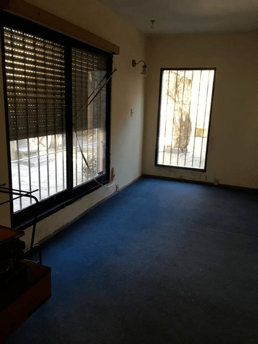 Venta, Casa,la Blanqueada. 3 Dormitorios, 2 Baños.