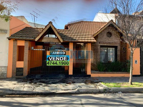 Victoria - Casa Venta Usd 215.000