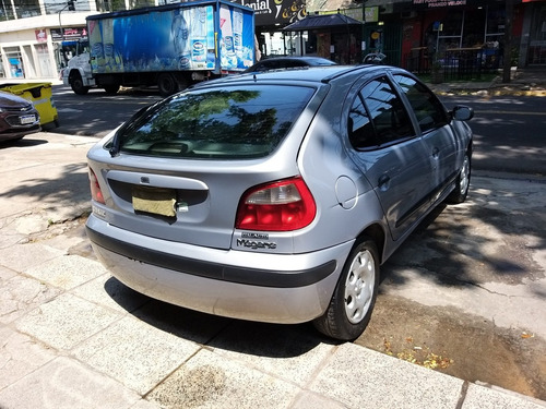 Renault Mégane Authentique Plus 1.6 Nafta 5ptas -permuto