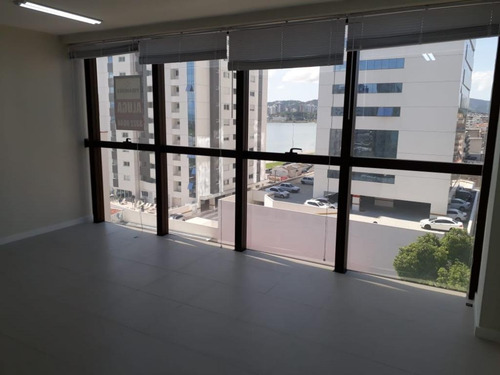 Imagem 2 de 18 de Sala Comercial No Coração Do Estreito - Sa0831