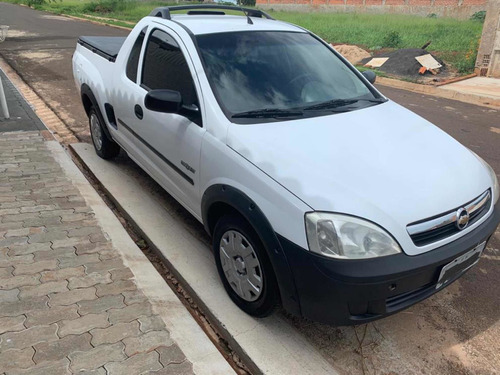 Imagem 3 de 6 de Chevrolet Montana 2010 1.4 Conquest Econoflex 2p