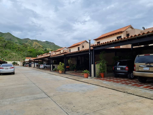 Imagen 13 de 15 de Venta De Town House En Tazajal Altos De Monte Alegre 454477