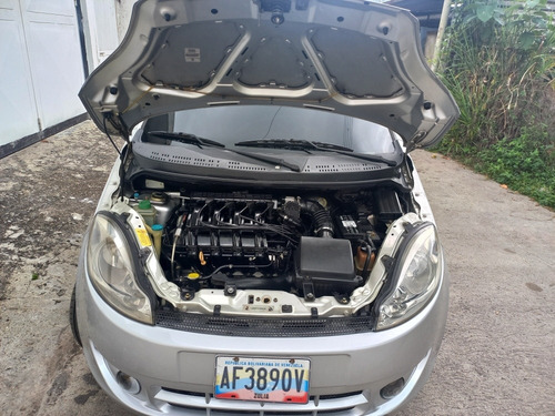 Imagen 13 de 15 de Chery Arauca Sedan